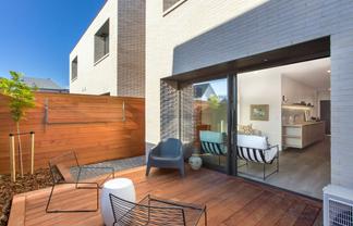 4/44 Winchester Street, Merivale