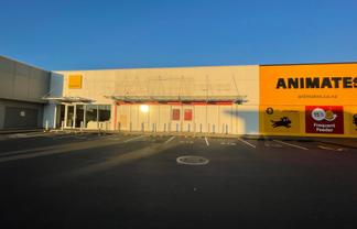 Perfectly Located Lunn Ave Retail