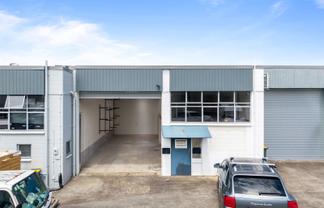 Well proportioned industrial unit