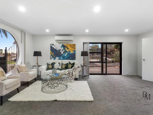 7 Destino Court, Conifer Grove