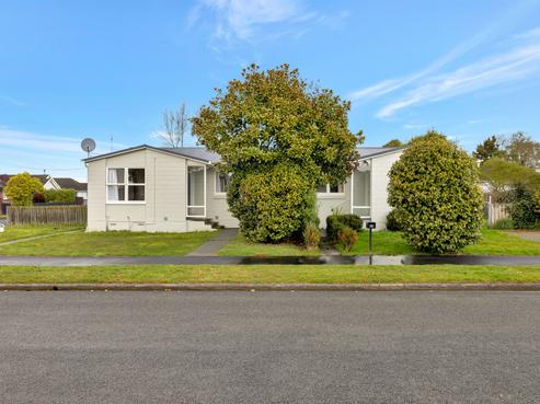 23 Ealing Street, Redwood
