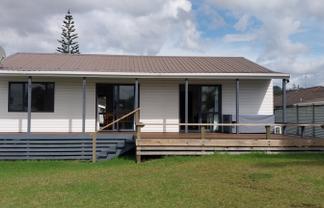 425 Linton Crescent, Whangamata