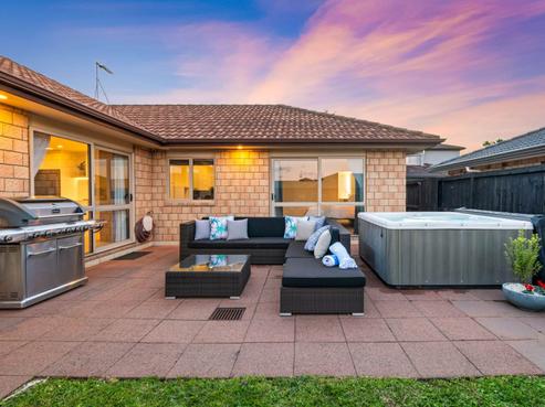 13 Monash Place, Flat Bush