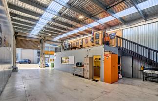 Sought after business park!