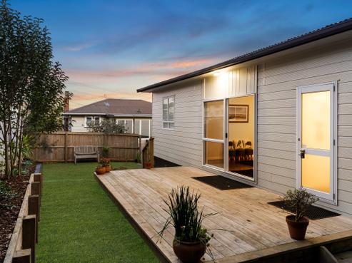 62A Don Buck Road, Massey