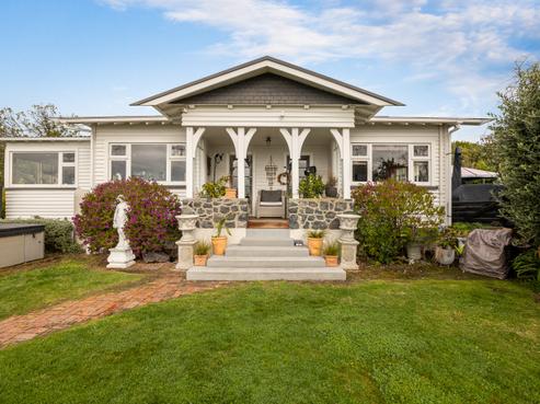 14 Mccormacks Bay Road, Mount Pleasant