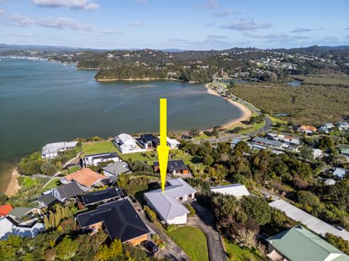 17 Binnie Street, Paihia