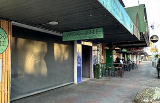 Hospitality or retail in the heart of the Mount