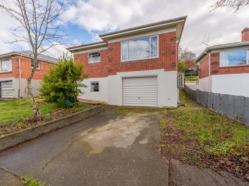 5 Onslow Street, West End