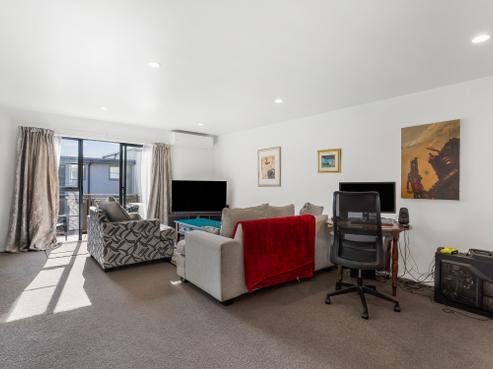 8/42 Holly Street, Avondale