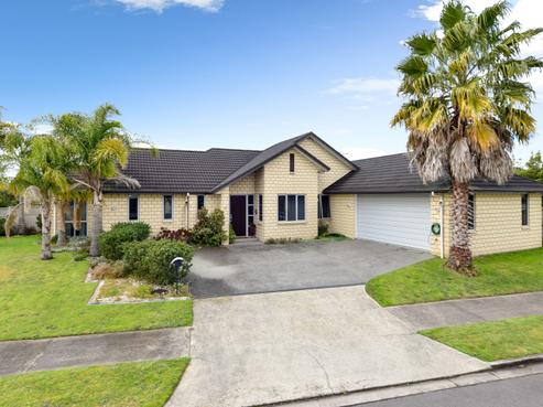 8 Tallentire Crescent, Huntington