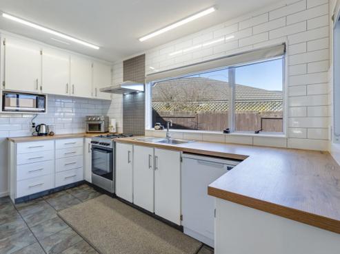 9 Evergreen Way, Stoke