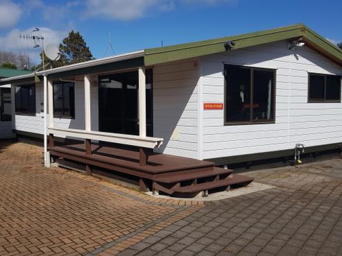 52 Sunset Road, Mangakakahi
