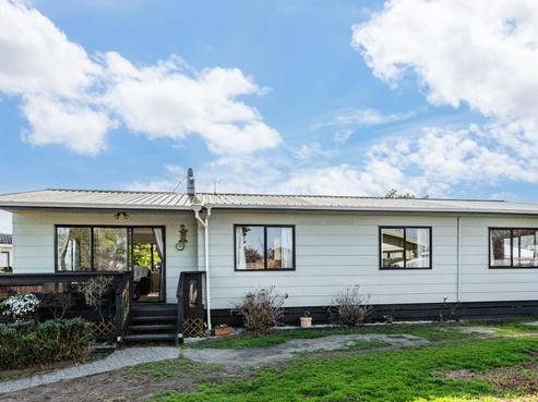 14 Pukeko Street, Paraparaumu