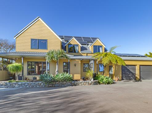 86 Soldiers Road, Manakau