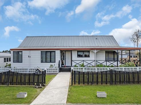 7 Crail Court, Totara Heights
