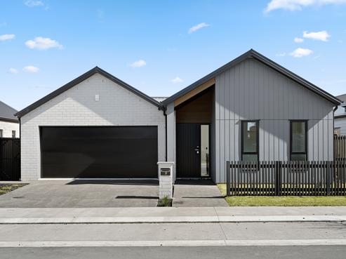9 Gaylard Avenue, Greenhill Park