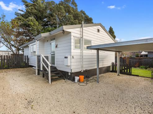 9A Henderson Crescent, Parkvale
