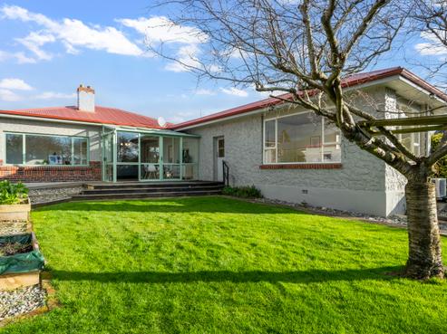 154 Herbert Street, Gladstone
