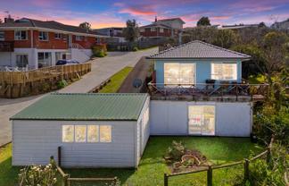 40 Ellesmere Crescent, Pakuranga Heights