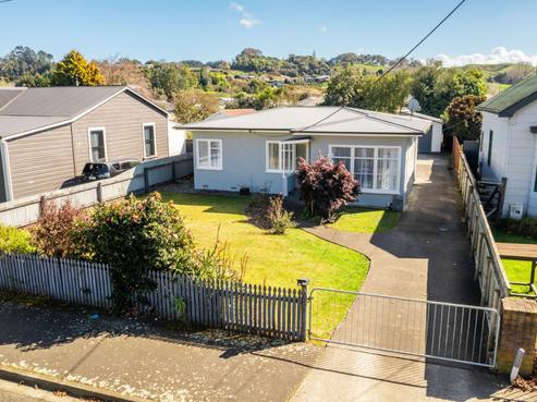 12 Seddon Street, Aramoho
