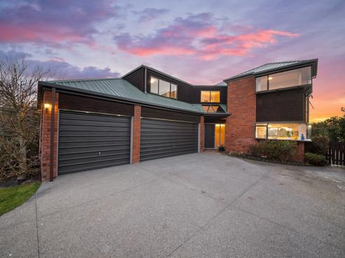 18 Hatfield Place, Avonhead