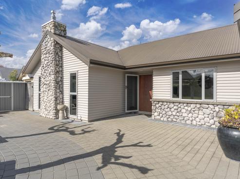11 The Circle, Nukuhau