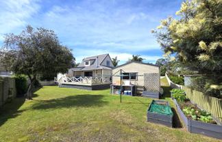 107 Rimu Place, Matarangi