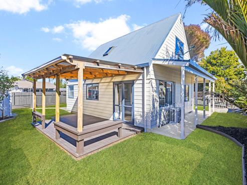 2 Braeburn Place, Takanini