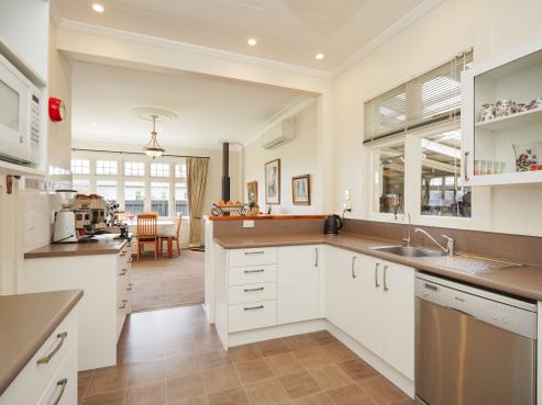 147 Lewis Street, Gladstone