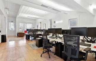 STANDALONE CHARACTER OFFICES
