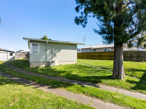 292 Mahia Road, Weymouth