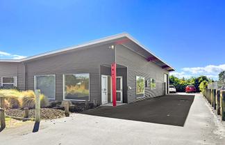 Rare Find in South Hamilton’s Riverlea