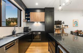 7/16 Williamson Avenue, Belmont