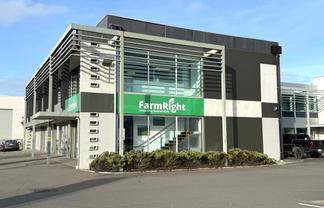 For Lease or Sale – Huge Profile Blenheim Road Showroom/Offices