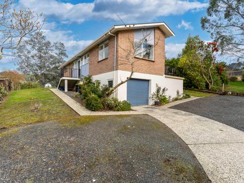 7 Tewsley Street, Sawyers Bay