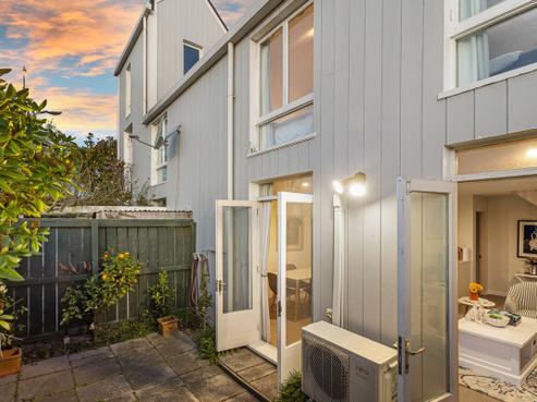 1/142 Rugby Street, Merivale