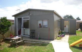 27A John Walker Drive, Manurewa