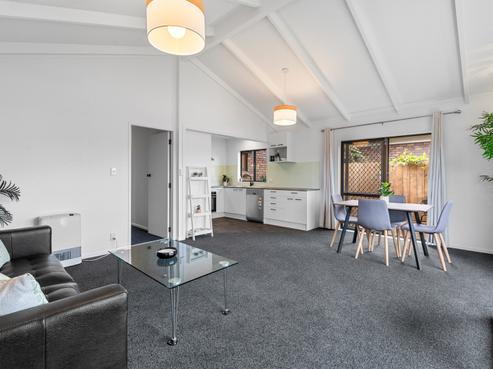129B Ranolf Street, Glenholme