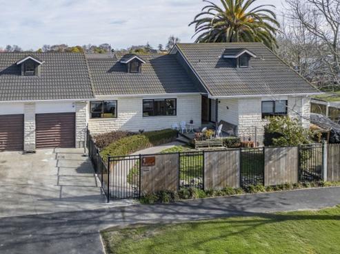 1 Wakelin Place, Redwood