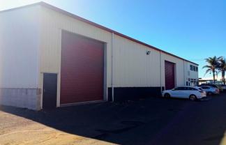 ROAD FRONT SHOWROOM WITH SOLID WAREHOUSING
