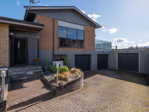 22 Carter Drive, Westbrook