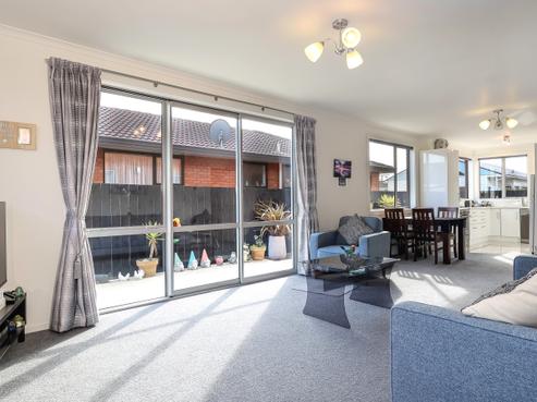 15A Eskvale Street, Saint Kilda
