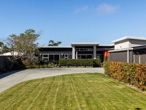 24A Ferry Road, Clive