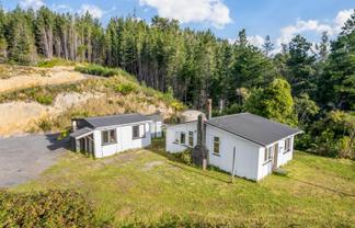 1220 State Highway 2, Kaitoke