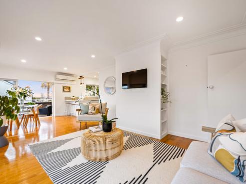 1/4 Richards Avenue, Forrest Hill
