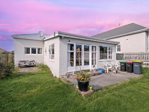 42 Hargest Crescent, Saint Kilda