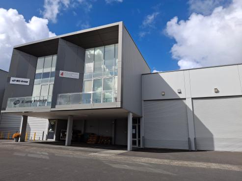 2/9 Orbit Drive, Rosedale