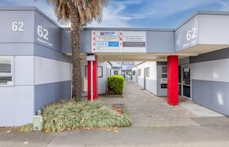 80sqm office, medical or professional unit