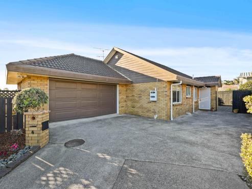 4 Davern Lane, New Lynn